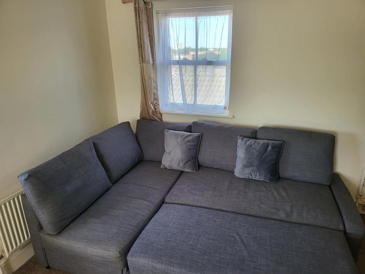 Spacious Neat Penthouse Apartment With Great View In לונדון מראה חיצוני תמונה